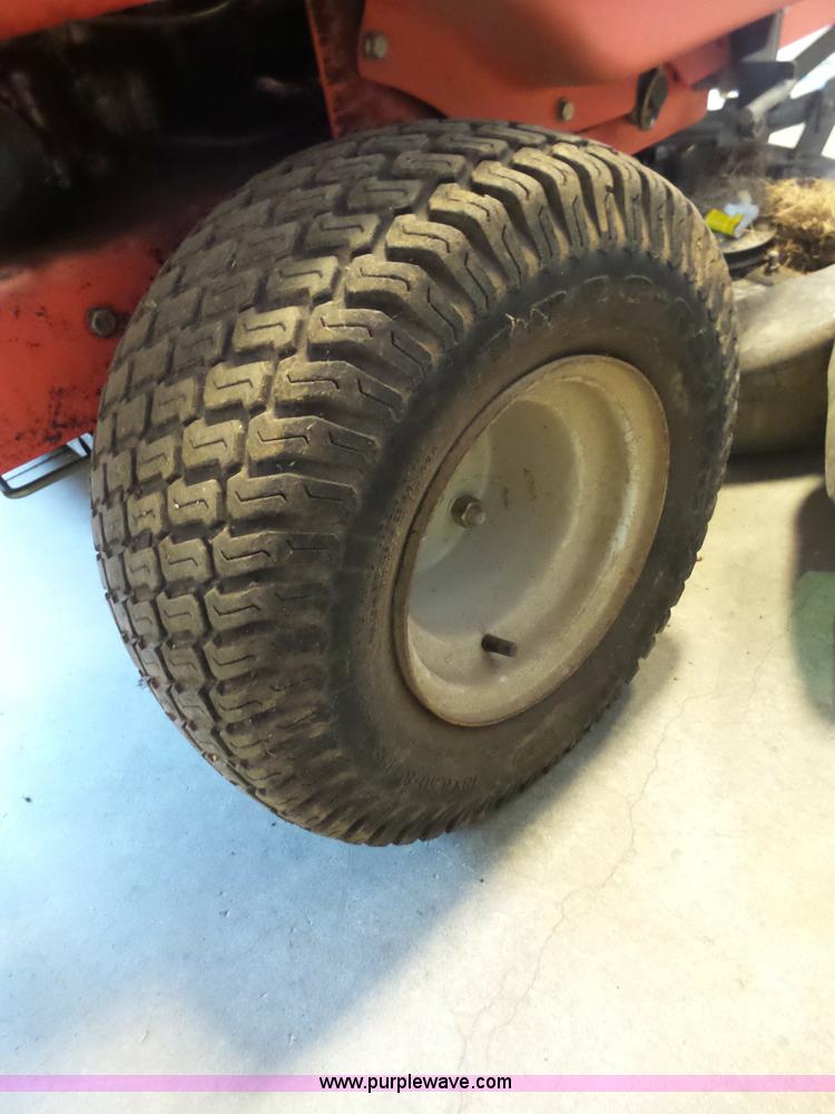 image for item AO9913 Ariens EZR1742 lawn mower