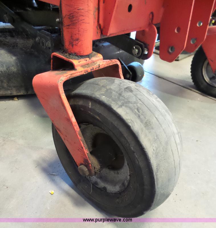 image for item AO9913 Ariens EZR1742 lawn mower