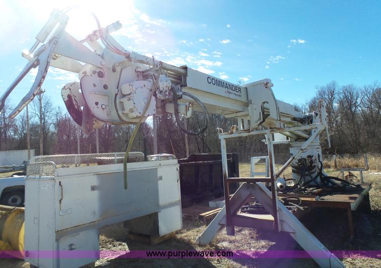 image for item AO9914 Terex Commander 4047 digger derrick