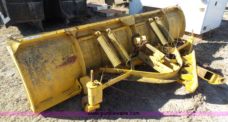 image for item AO9916 Snow plow