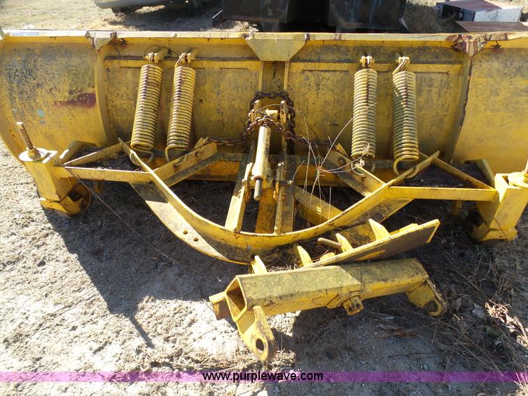 image for item AO9916 Snow plow