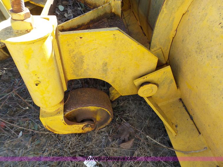 image for item AO9916 Snow plow