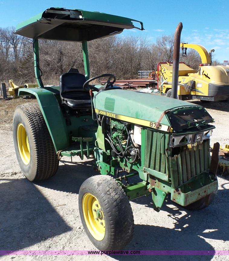 image for item AO9919 1995 John Deere 870 tractor