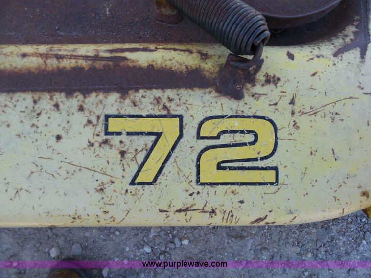 image for item AO9919 1995 John Deere 870 tractor