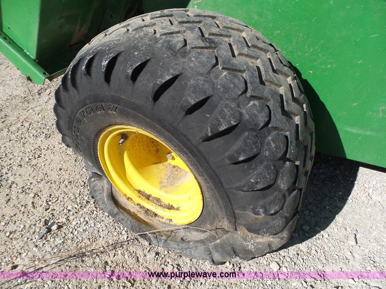 image for item AO9921 John Deere Gator utility vehicle