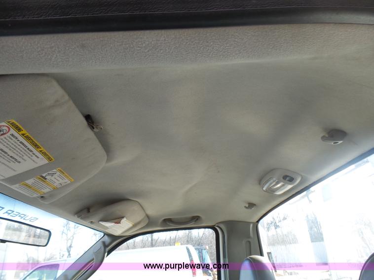 image for item AO9922 2006 Ford F550 bucket truck