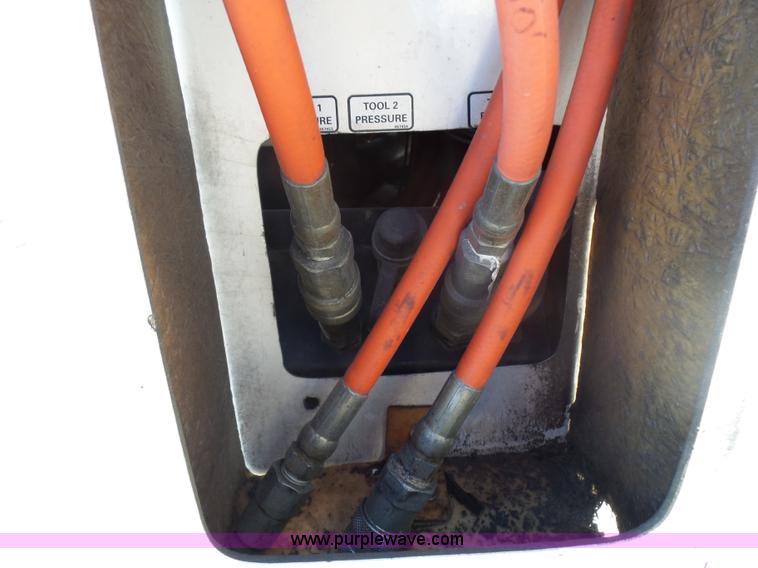 image for item AO9922 2006 Ford F550 bucket truck