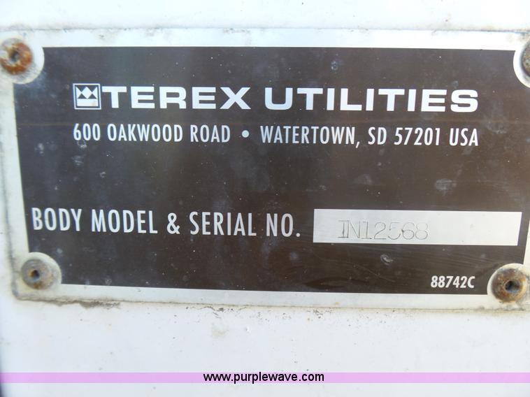 image for item AO9922 2006 Ford F550 bucket truck