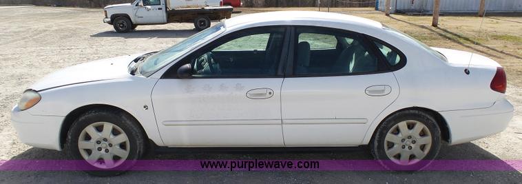 image for item AO9924 2001 Ford Taurus LX