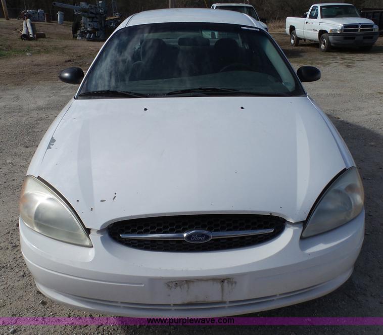 image for item AO9924 2001 Ford Taurus LX