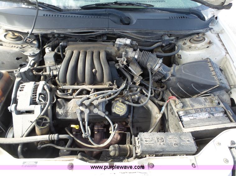 image for item AO9924 2001 Ford Taurus LX