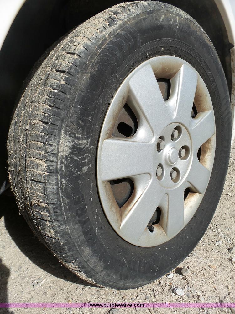 image for item AO9924 2001 Ford Taurus LX