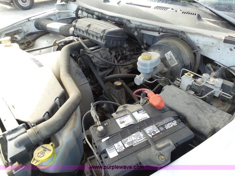 image for item AO9926 2001 Dodge Ram 1500 pickup truck