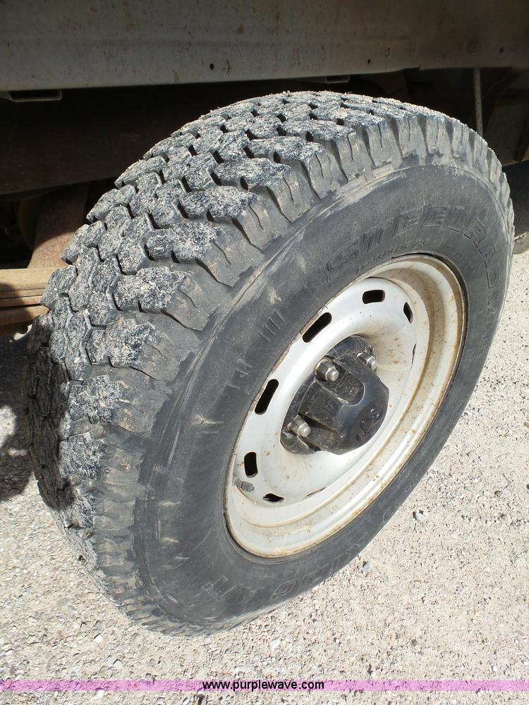 image for item AO9926 2001 Dodge Ram 1500 pickup truck