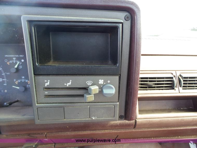 image for item AO9927 1994 Chevrolet 1500 pickup truck