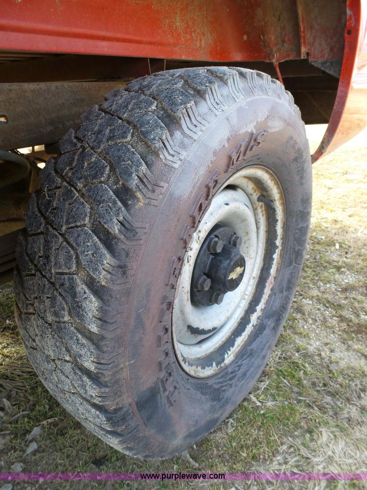 image for item AO9927 1994 Chevrolet 1500 pickup truck