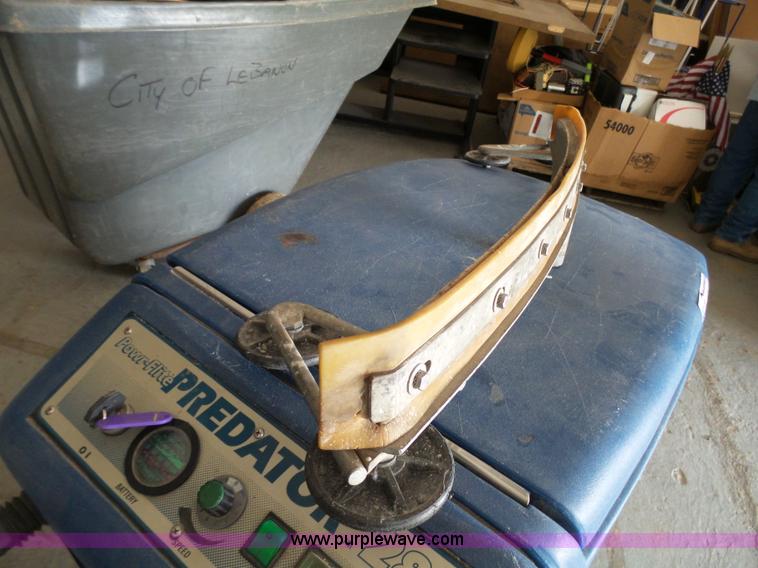 image for item AO9932 Powerflite Predator PAS28 auto scrubber