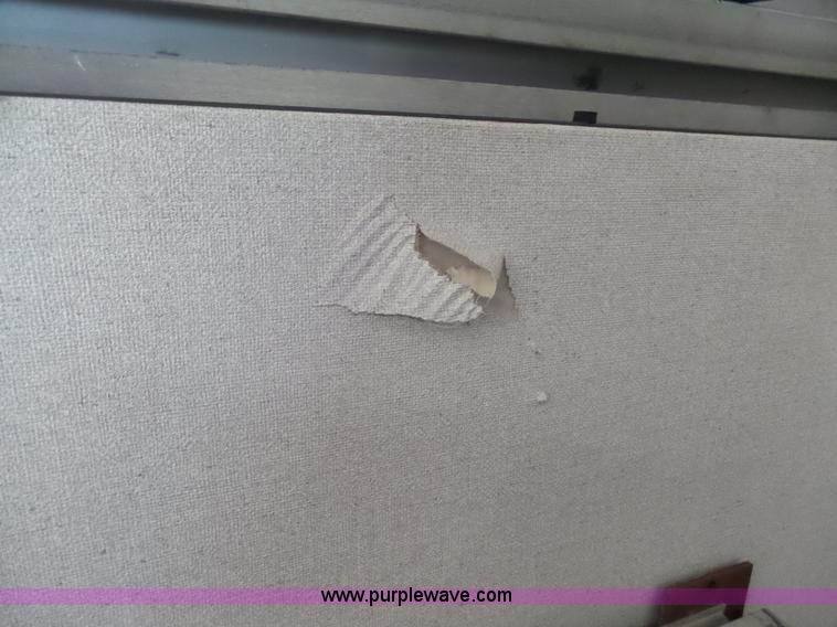 image for item AO9933 Retractable walls