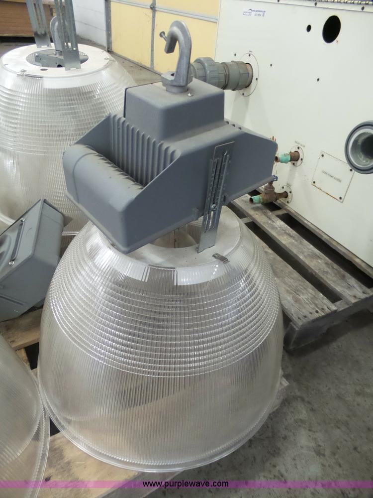 image for item AO9945 (5) 400 watt high bay lights