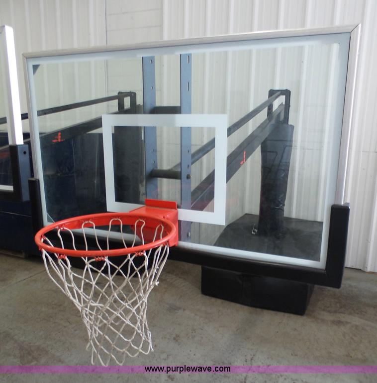 image for item AO9946 Basketball goal