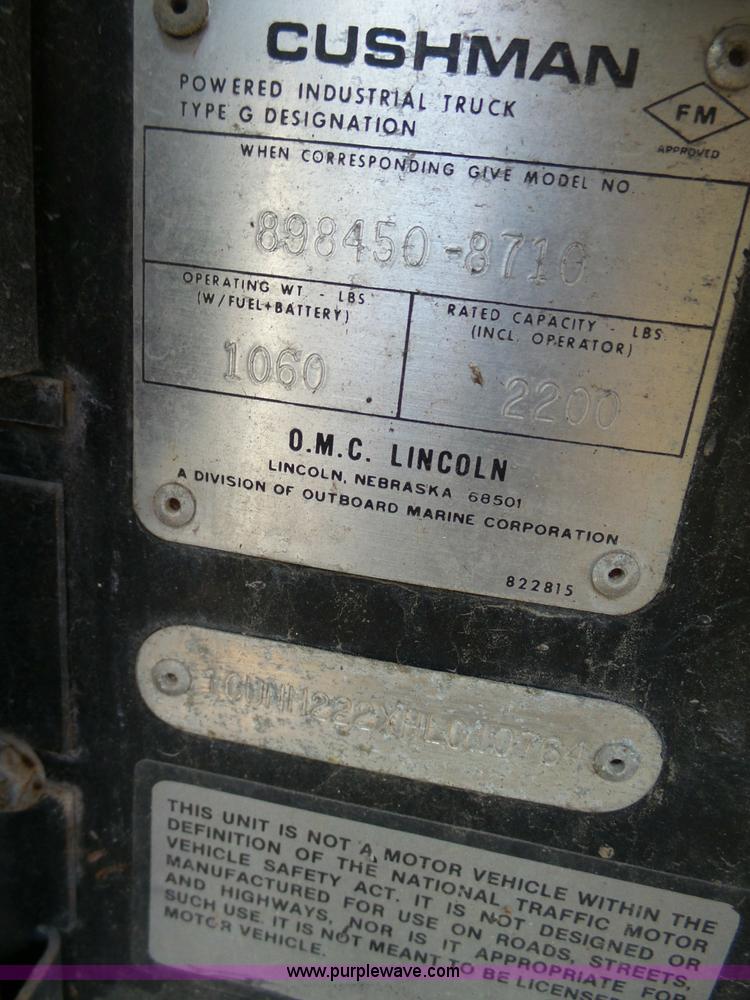 image for item AO9967 1987 Cushman utility vehicle