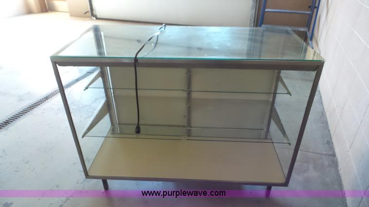 image for item BI9259 Glass display cabinet