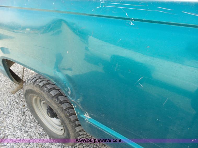 image for item BL9679 1996 Chevrolet 1500 pickup truck