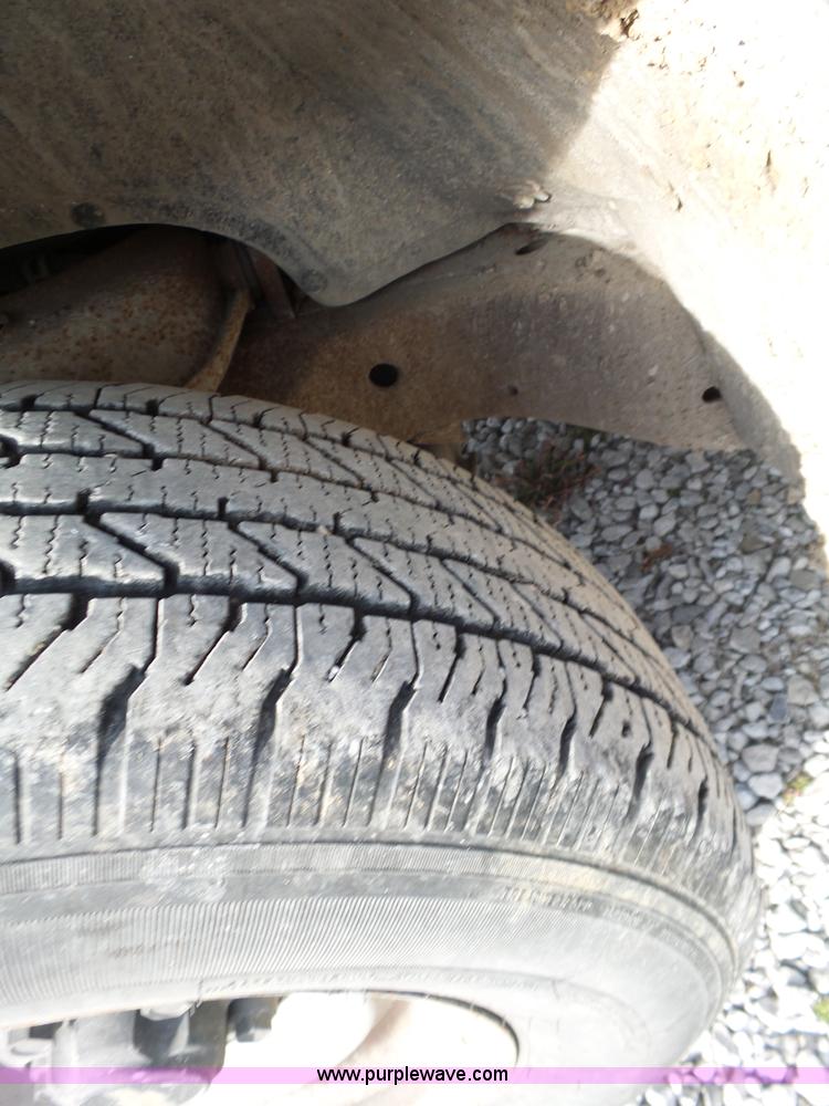 image for item BL9679 1996 Chevrolet 1500 pickup truck