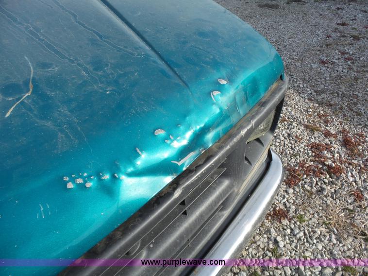 image for item BL9679 1996 Chevrolet 1500 pickup truck