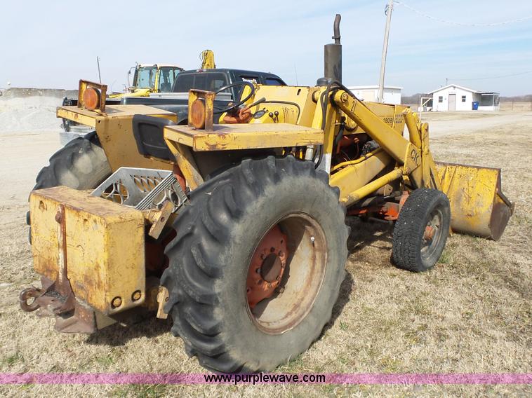 image for item BL9691 Case 480B tractor