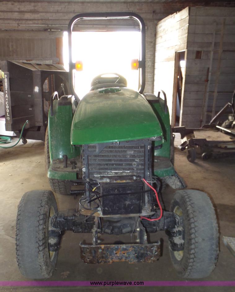 image for item BL9692 John Deere 4200 tractor