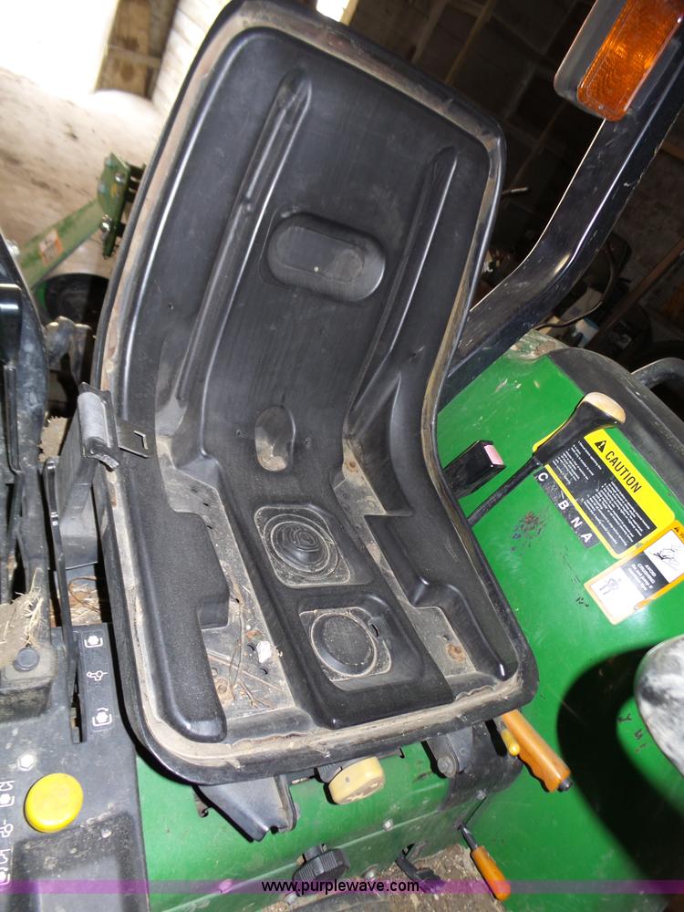 image for item BL9692 John Deere 4200 tractor