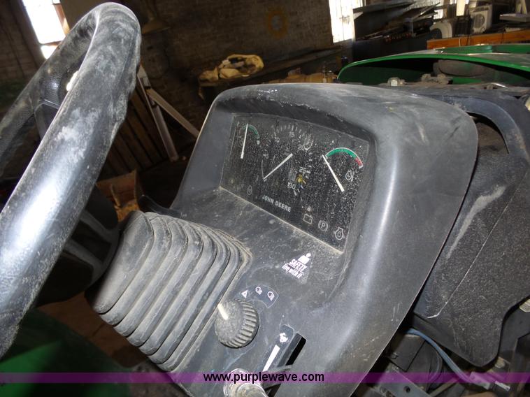 image for item BL9692 John Deere 4200 tractor