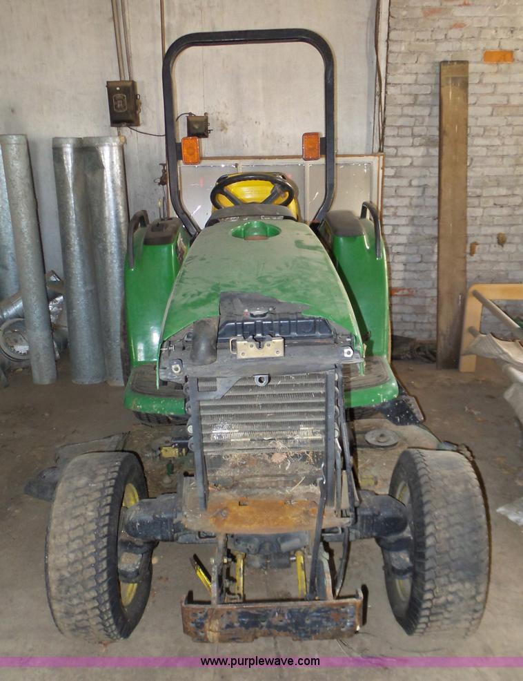 image for item BL9694 John Deere 4200 tractor