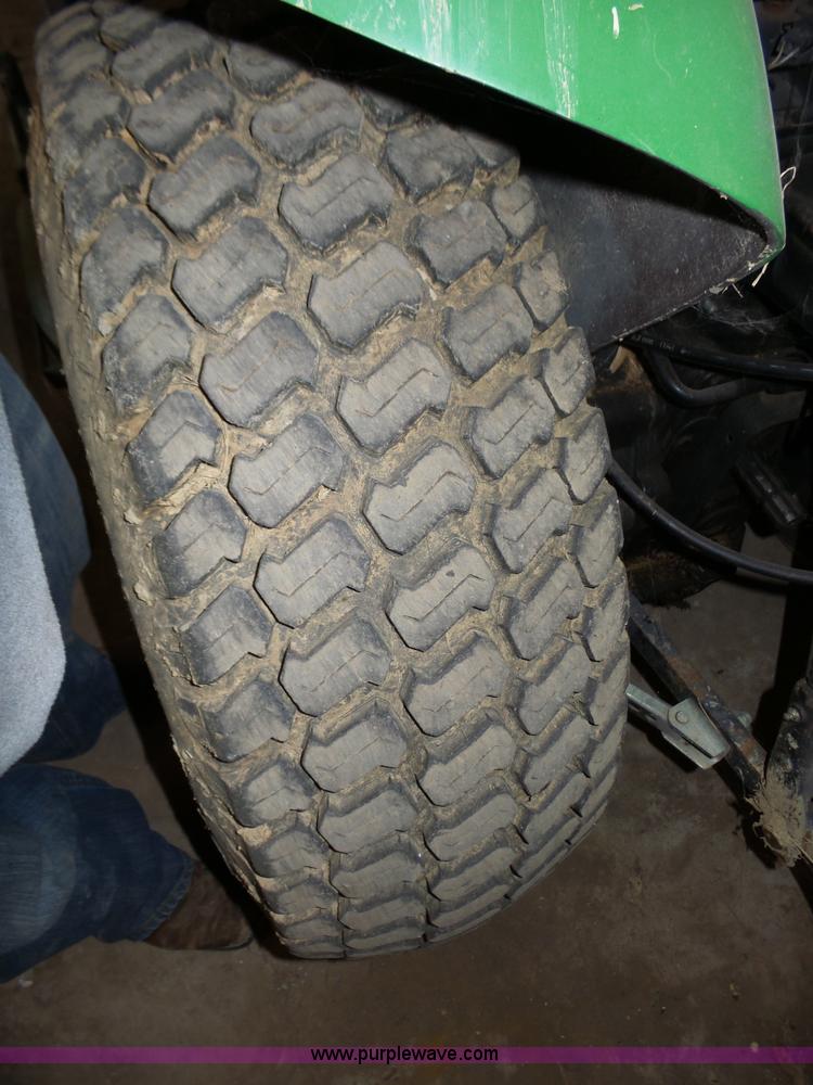 image for item BL9694 John Deere 4200 tractor