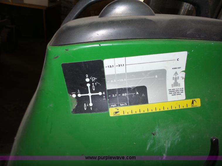 image for item BL9694 John Deere 4200 tractor