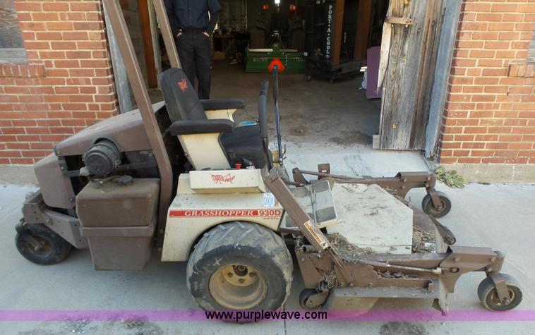 image for item BL9695 Grasshopper 930D lawn mower