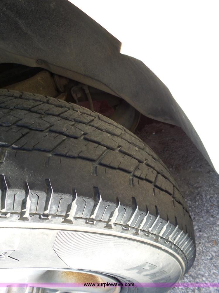 image for item BL9718 1999 Dodge Ram 1500 Quad Cab pickup truck