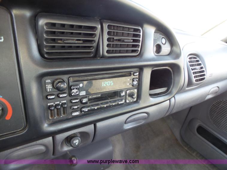 image for item BL9718 1999 Dodge Ram 1500 Quad Cab pickup truck