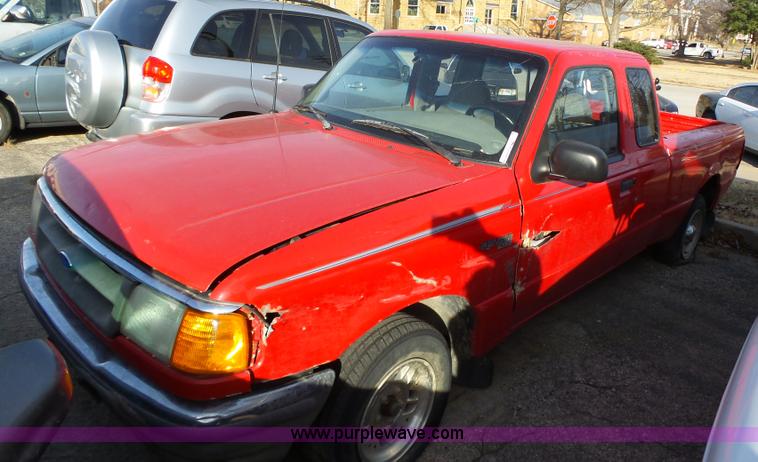 image for item BL9719 1995 Ford Ranger SuperCab pickup truck