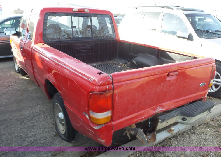 image for item BL9719 1995 Ford Ranger SuperCab pickup truck
