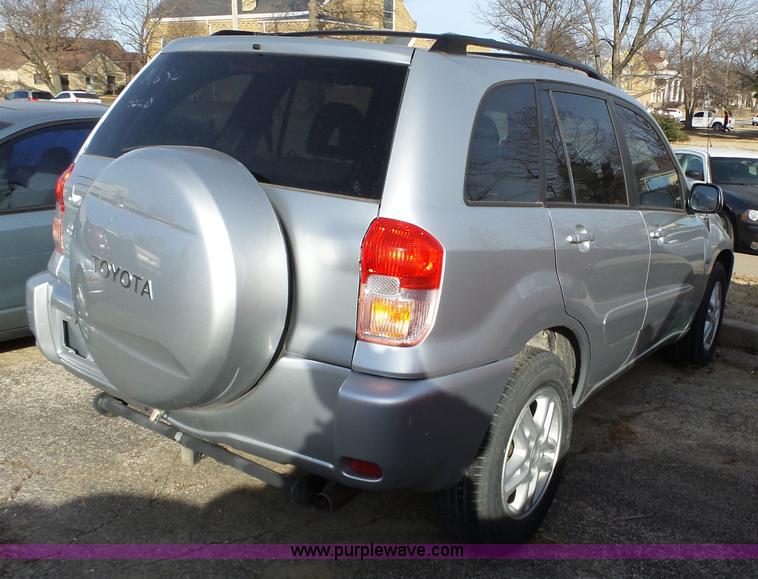 image for item BL9720 2002 Toyota RAV4 SUV