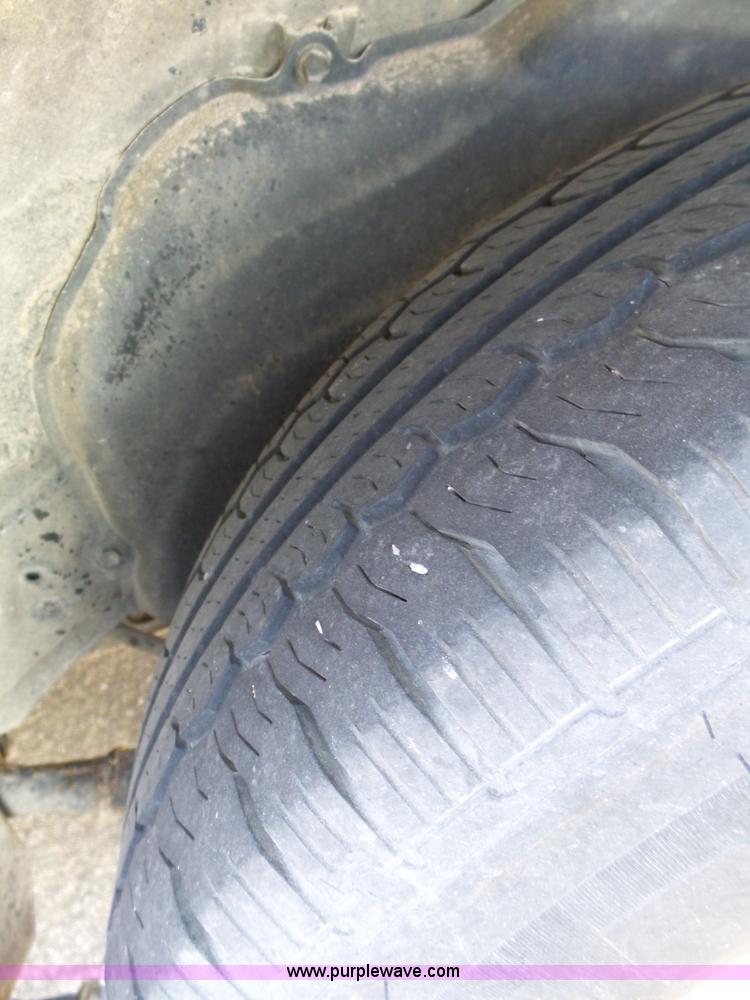 image for item BL9720 2002 Toyota RAV4 SUV