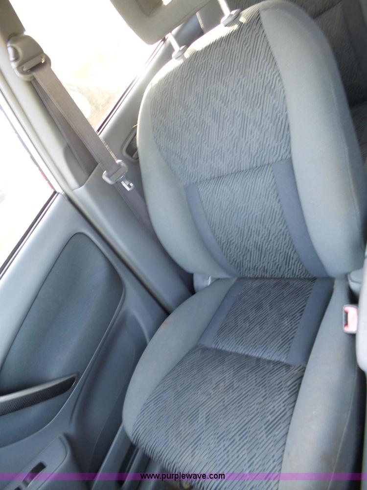 image for item BL9720 2002 Toyota RAV4 SUV