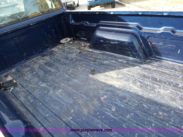 image for item BL9721 1999 Chevrolet S10 pickup truck