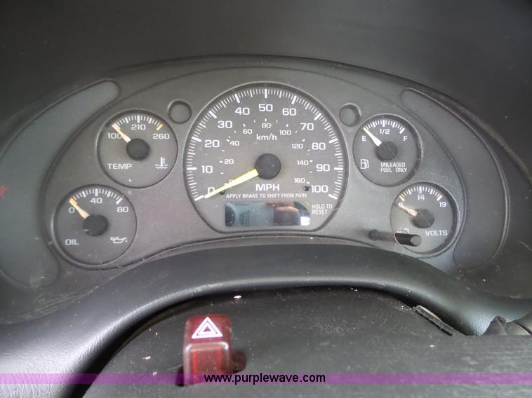 image for item BL9721 1999 Chevrolet S10 pickup truck