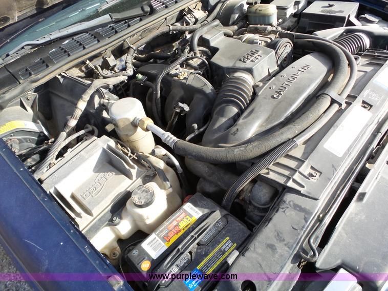 image for item BL9721 1999 Chevrolet S10 pickup truck