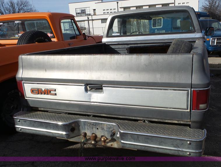 image for item BL9723 1987 GMC 1500 pickup truck