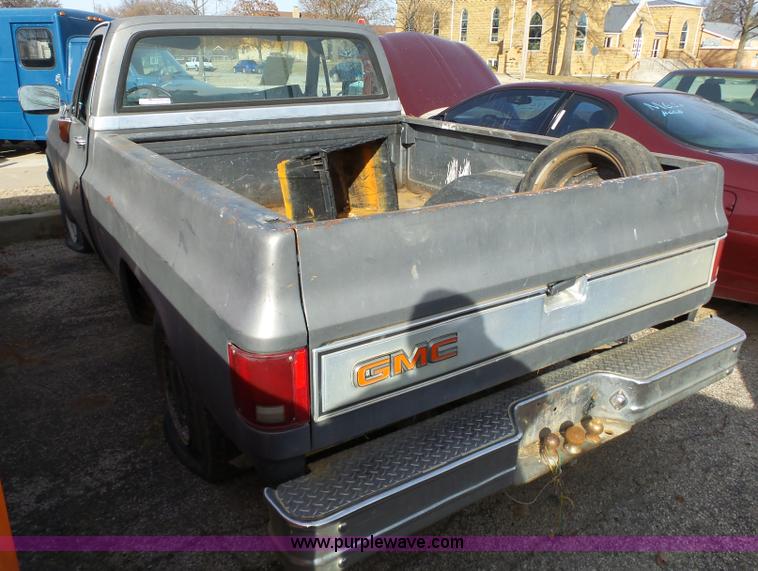 image for item BL9723 1987 GMC 1500 pickup truck