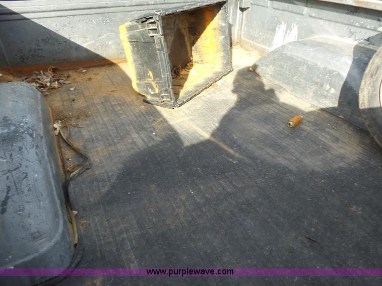 image for item BL9723 1987 GMC 1500 pickup truck